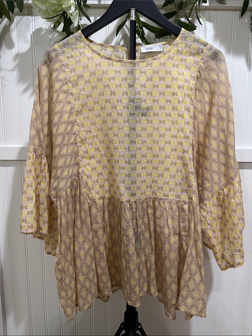 #586 CLOSED Pale Yellow & Beige Patterned 3/4 Sleeve Peasant Blouse SOFT Cotton